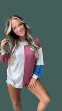 Load image into Gallery viewer, Bibi Super Soft Colorblock Sweater
