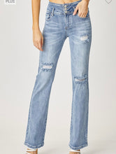 Load image into Gallery viewer, Curvy Risen Straight leg jeans
