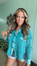 Load image into Gallery viewer, Acid wash cropped shacket
