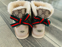 Load image into Gallery viewer, Boots
