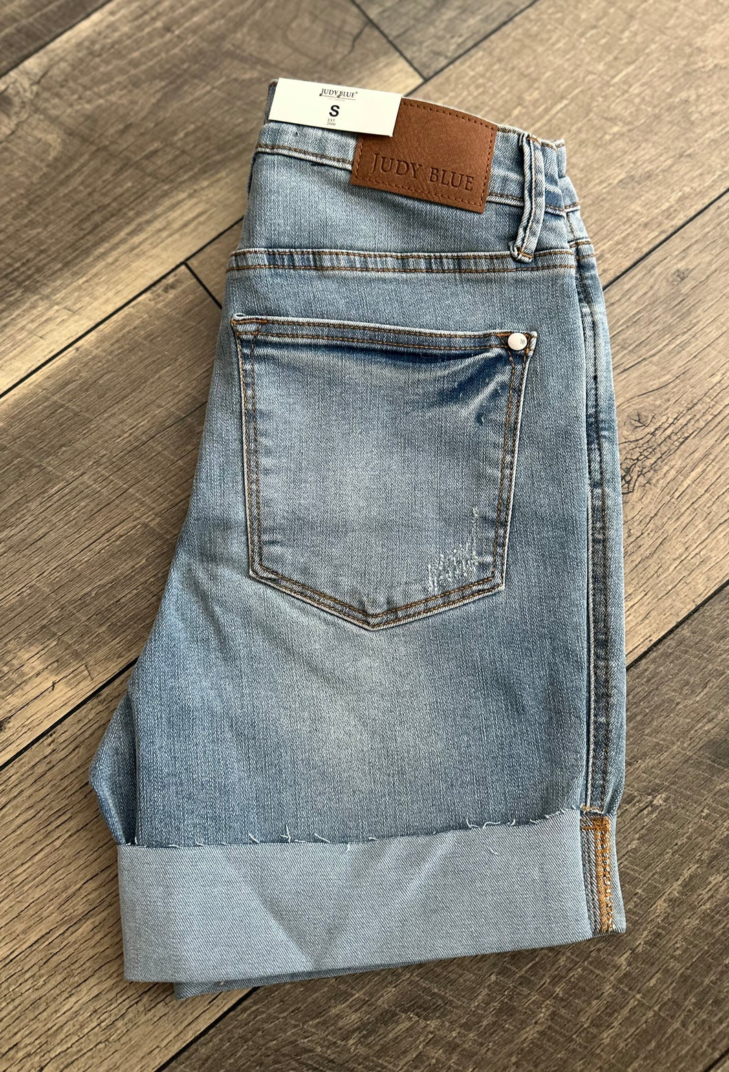 Judy blue high waisted moisture control cuffed bottoms