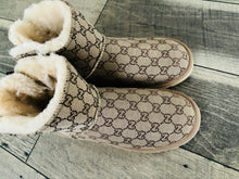 Load image into Gallery viewer, Boots
